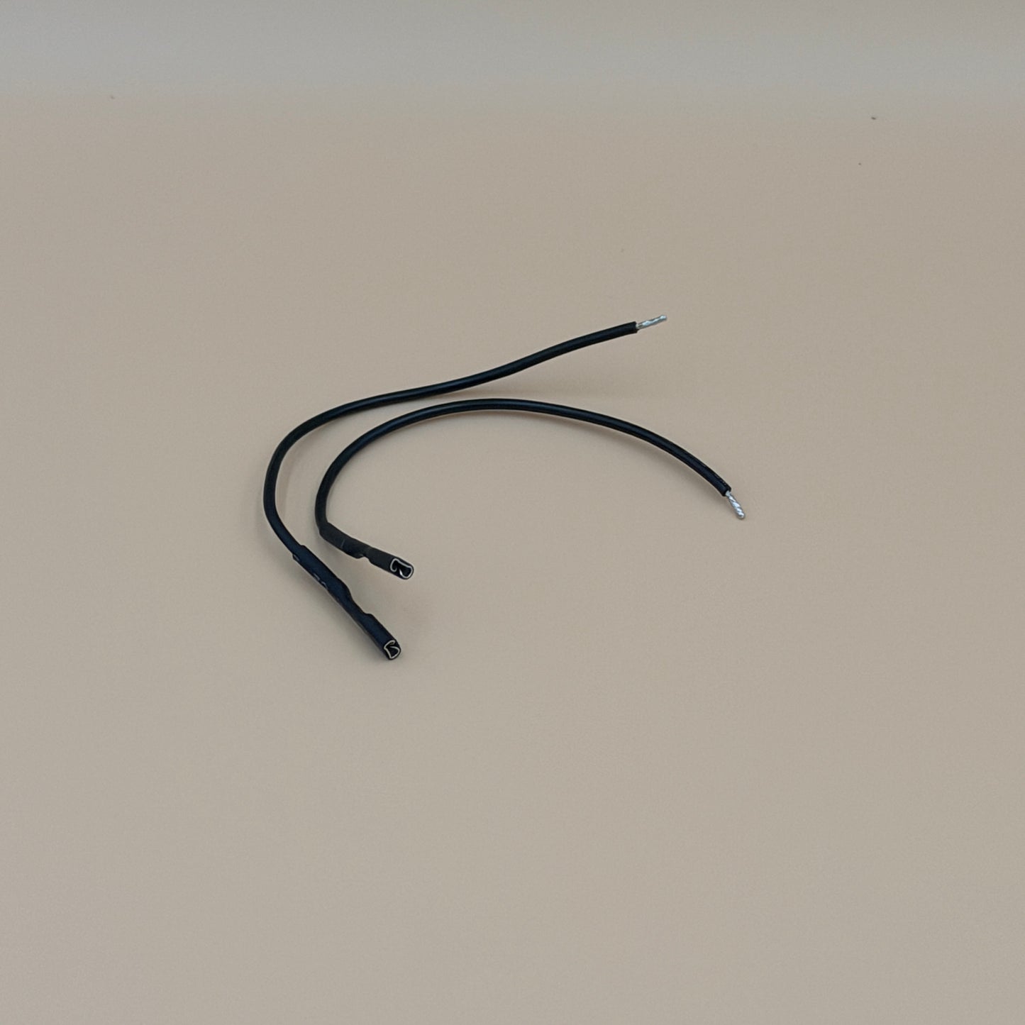 2.8mm Black Spade Cables (2 pcs)